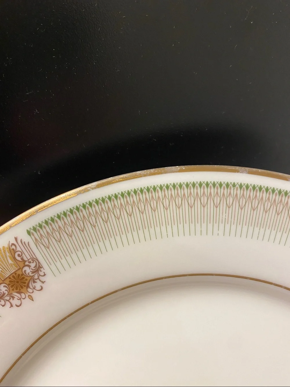Vintage Noritake 7090 Chesterfield Dinner Plates